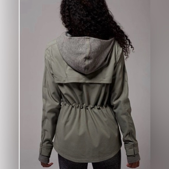 Lululemon Ivivva Shine Your Inner Light On the Go Jacket size 12 - Picture 9 of 11